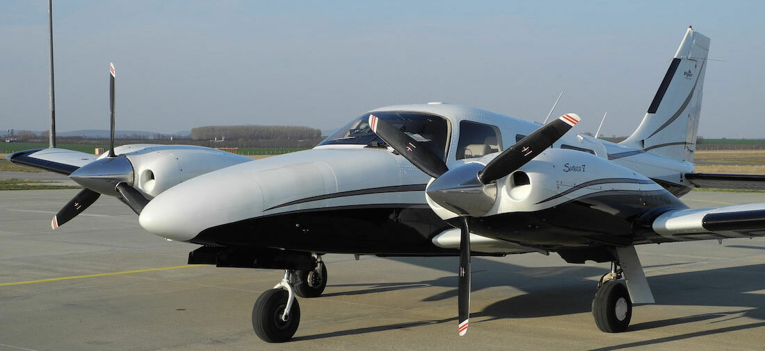 Piper-PA-34-Seneca-1